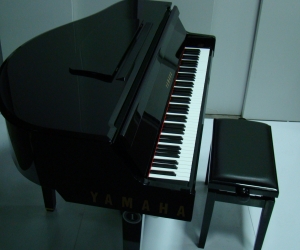Fortepian Yamaha Gran Touch